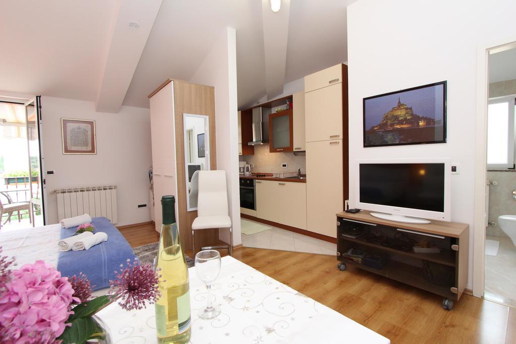 Apartments Tanja Rovinj Bilik gambar